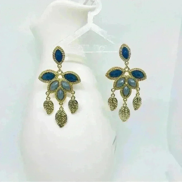 Dashing Dangling Statement Earrings in shades of Blue - Picture 1 of 4